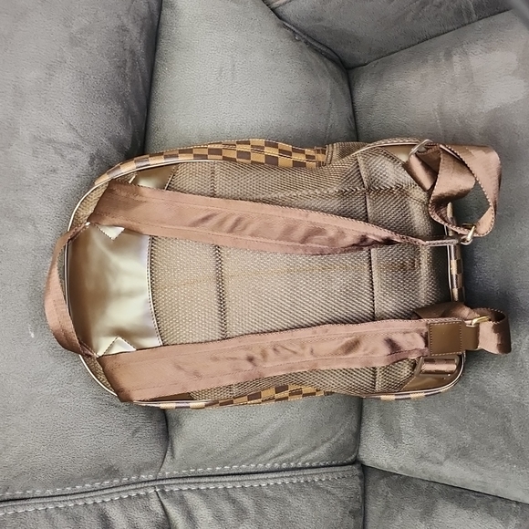 Louis Vuitton Backpack - Picture 4 of 11